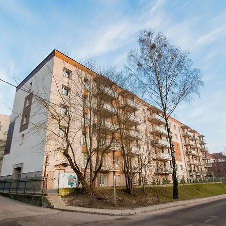 Garden Lesna Cisza 公寓